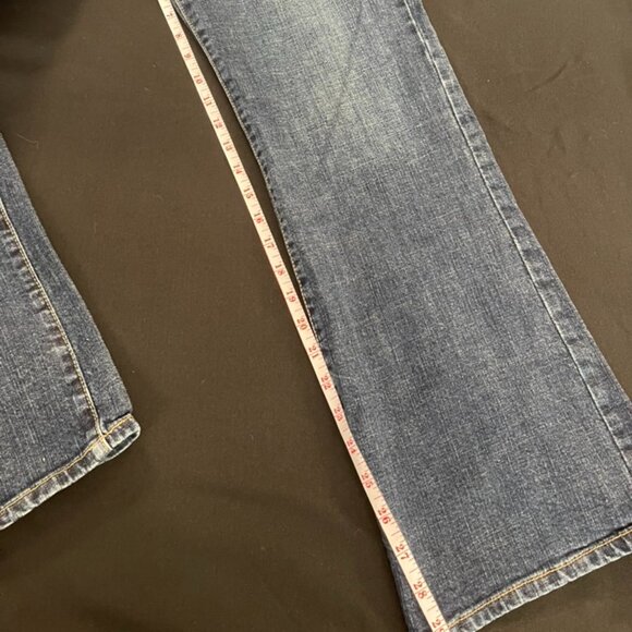 Old Navy Sweetheart Bootcut Womens Jeans Size 14 medium wash - Picture 4 of 12